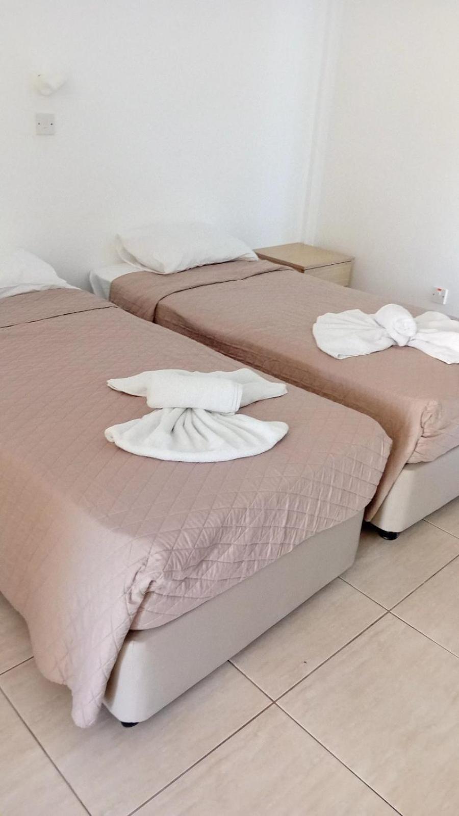 Napa Charles Apts Ayia Napa Eksteriør billede