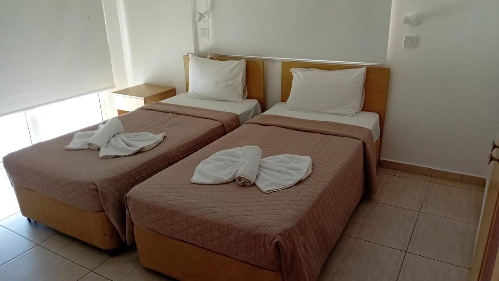 Napa Charles Apts Ayia Napa Eksteriør billede